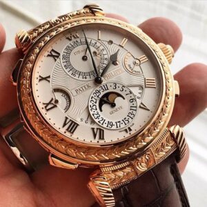 Strategic Wealth Management: Utilizing Luxury Watch Insights for Long-Term Financial Planning